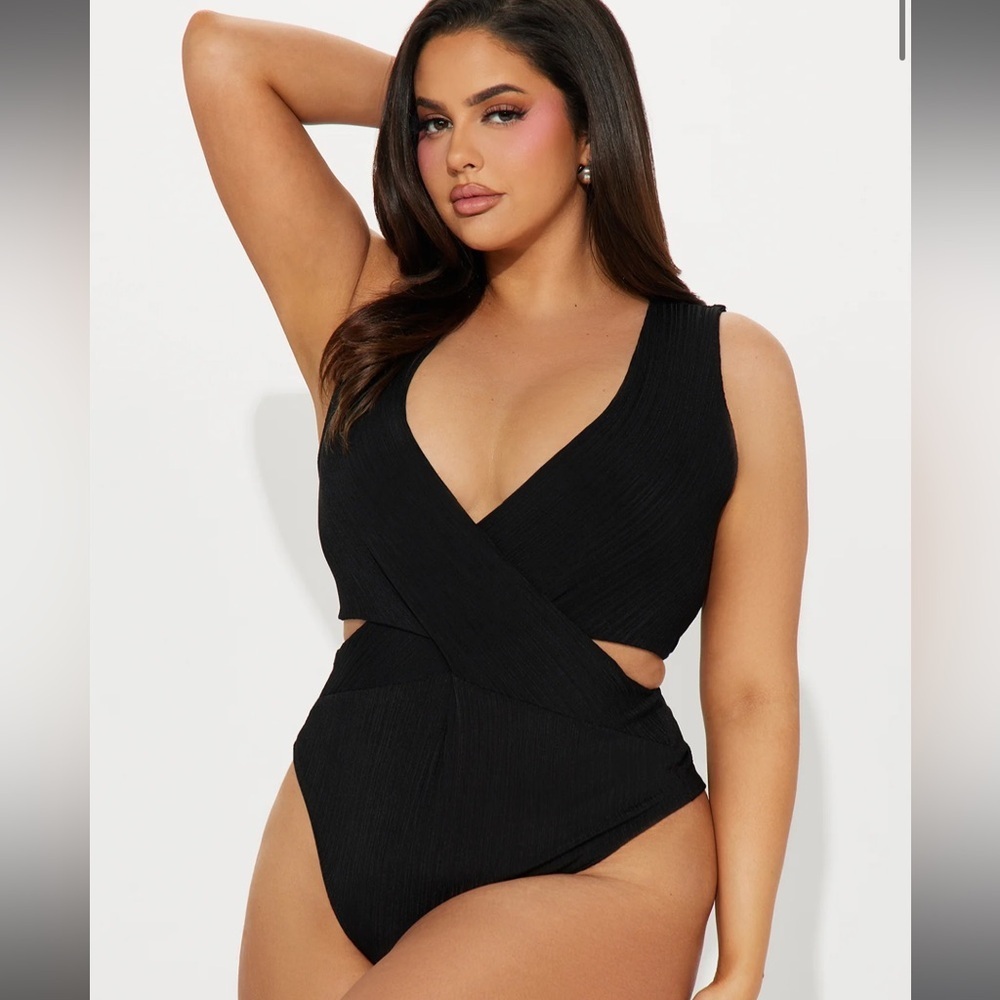 Fashion Nova Bodysuit